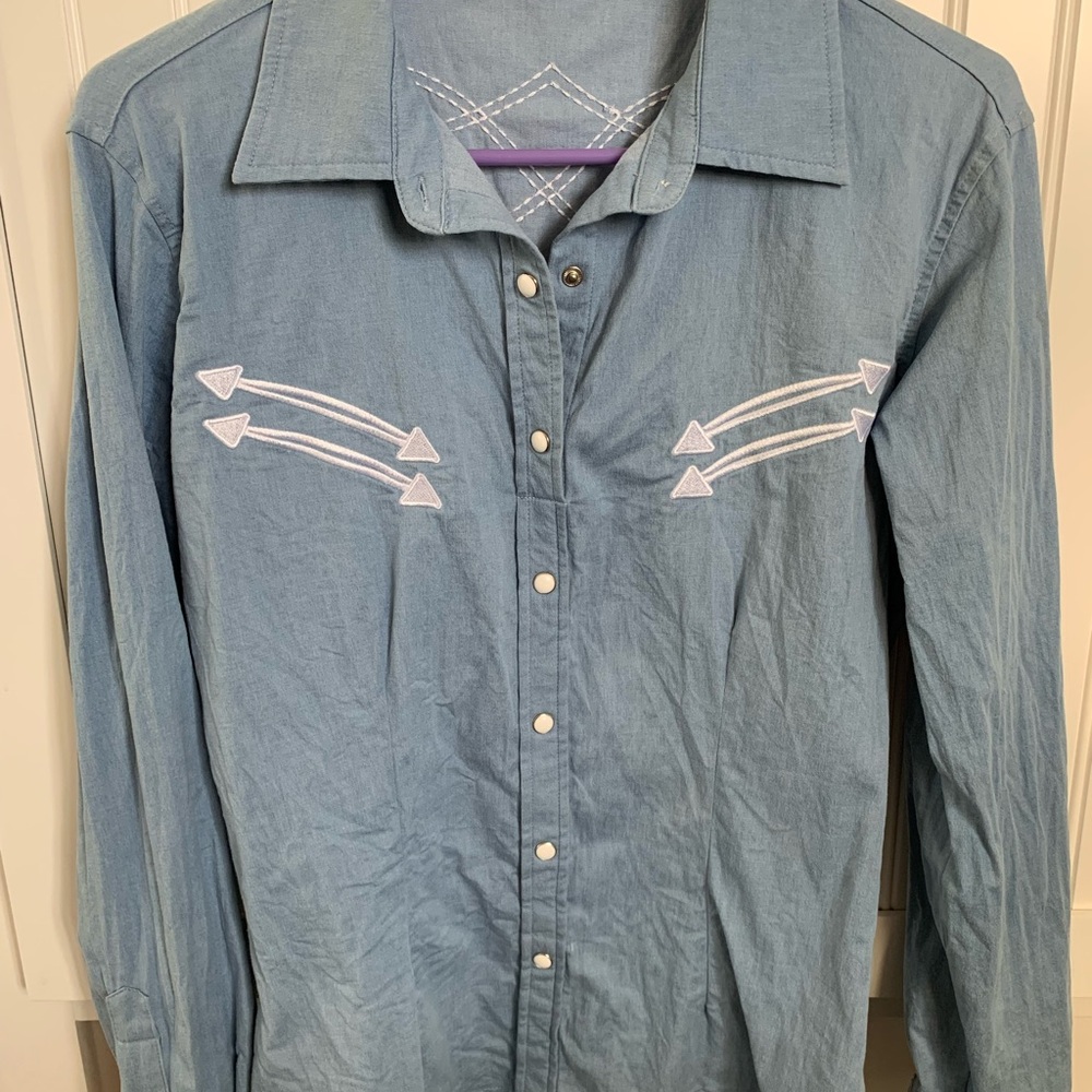 Ranch DressN Performance Rodeo Shirt.